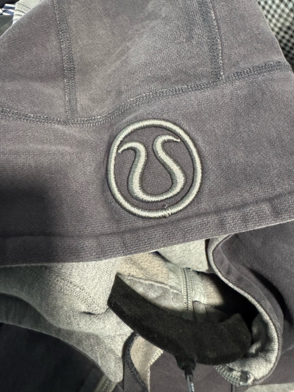 lululemon athletica Heather Gray Full-Zip Hoodie - Picture 3 of 4